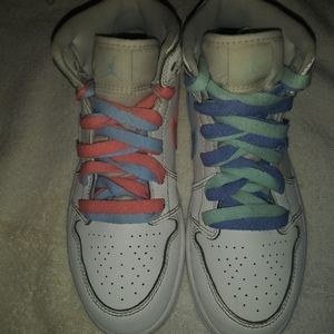 multi color swoosh phantom